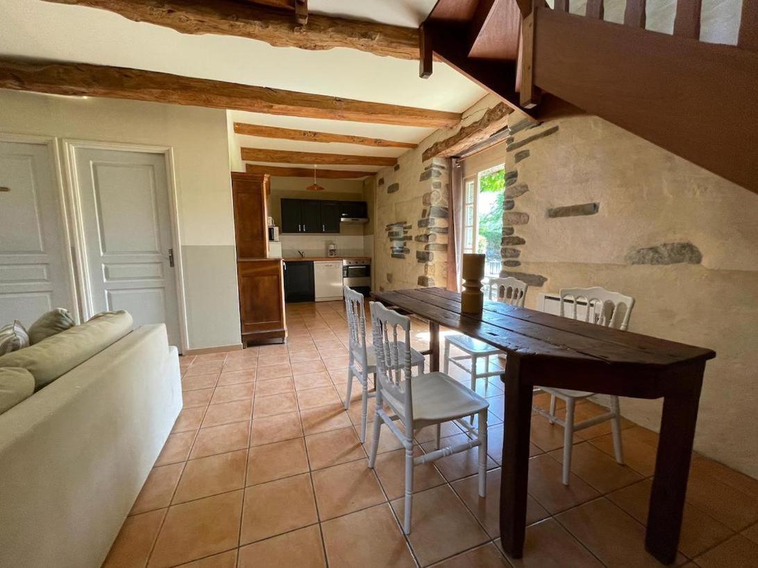 Manoir De La Begaudiere Mont-Dol Стая снимка