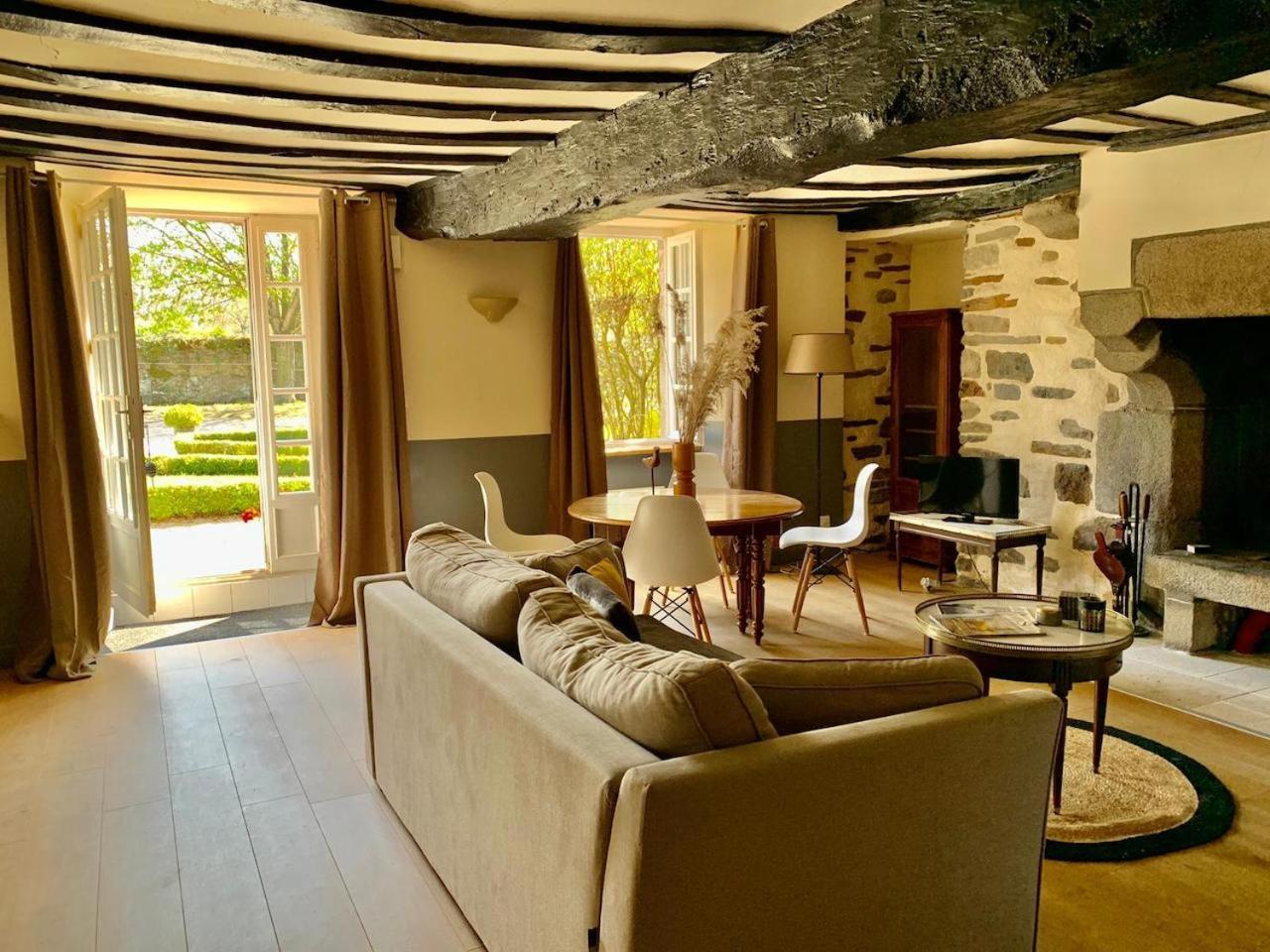 Manoir De La Begaudiere Mont-Dol Стая снимка